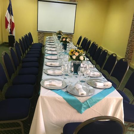 Hotel Novus Caoba Esperanza 外观 照片