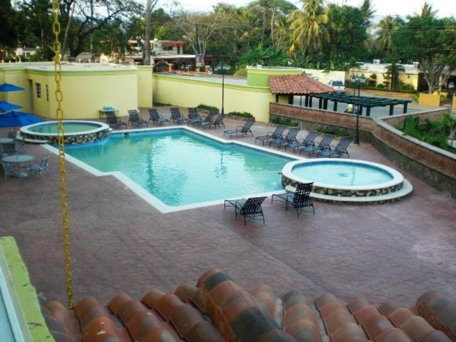 Hotel Novus Caoba Esperanza 外观 照片